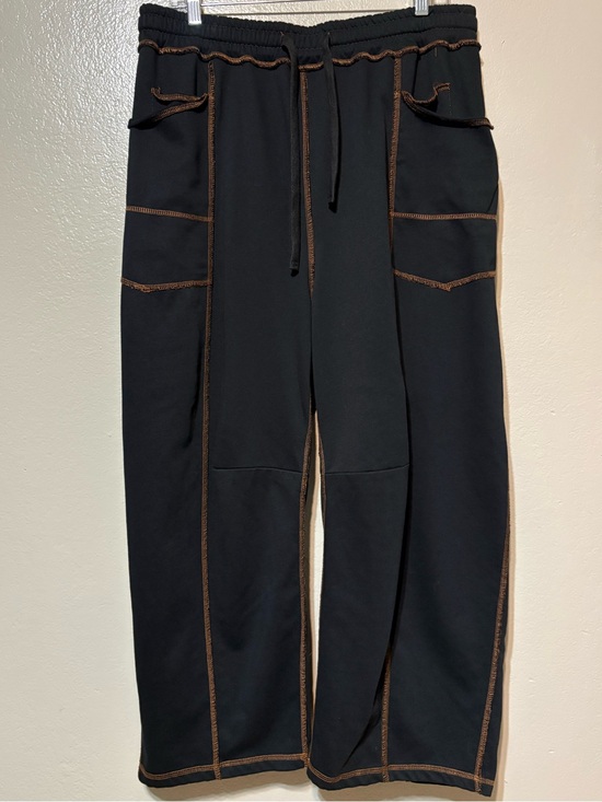 Source Unknown Pants - Women’s Black Sweat/lounge pants with Contrast Stitching Size 2XL